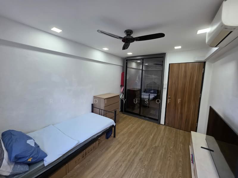 121 Paya Lebar Way, 121 Paya Lebar Way, 3 Bedrooms, 980 sqft, HDB Flat For Sale, by Rusydi Yusoff, 500222029 - Bedroom - PropertyGuru.com.sg