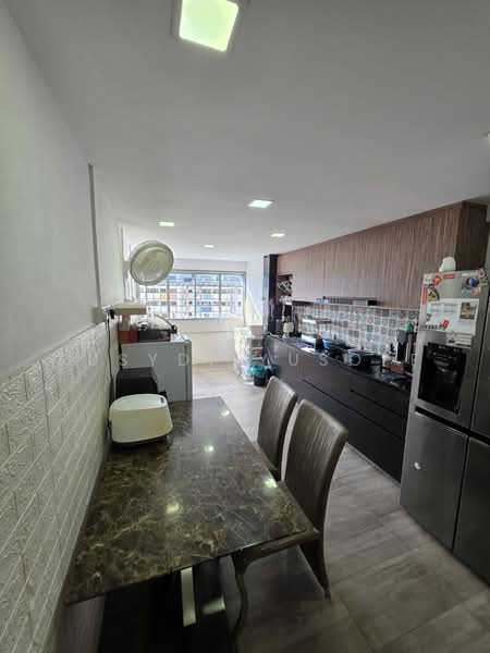 121 Paya Lebar Way, 121 Paya Lebar Way, 3 Bedrooms, 980 sqft, HDB Flat For Sale, by Rusydi Yusoff, 500222029 - Kitchen - PropertyGuru.com.sg