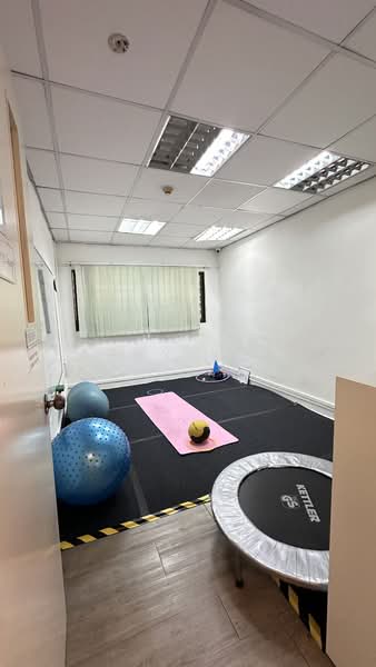Goldhill Shopping Centre, 151 Thomson Road, 1,206 sqft, Other Retail For Rent, by Larry Yeow, 500222041 - Gym - CommercialGuru.com.sg