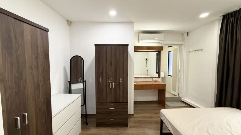 502 Changi Road, , 1 Bedroom, 280 sqft, Shophouse For Rent, by Alize Ng, 500222048 - Bedroom - PropertyGuru.com.sg