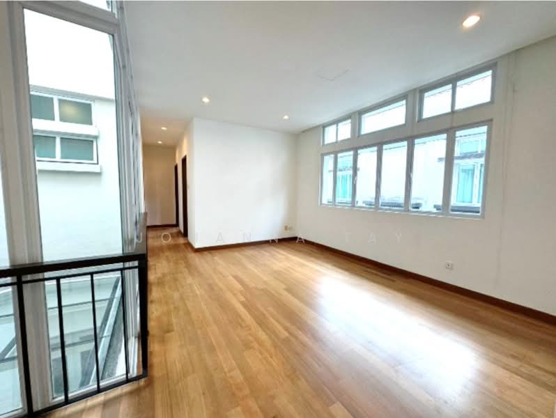 Coronation Road West, Coronation Road West, Tanglin / Holland / Bukit Timah, 10+ Bedrooms, 15,658 sqft, Detached House For Sale, by Johanna Tay, 500222052 - Family Area - PropertyGuru.com.sg