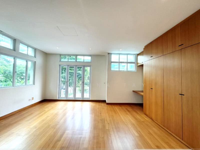 Coronation Road West, Coronation Road West, Tanglin / Holland / Bukit Timah, 10+ Bedrooms, 15,658 sqft, Detached House For Sale, by Johanna Tay, 500222052 - Typical Master Bedroom - PropertyGuru.com.sg