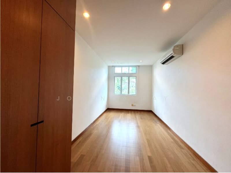 Coronation Road West, Coronation Road West, Tanglin / Holland / Bukit Timah, 10+ Bedrooms, 15,658 sqft, Detached House For Sale, by Johanna Tay, 500222052 - Typical Bedroom 2 - PropertyGuru.com.sg