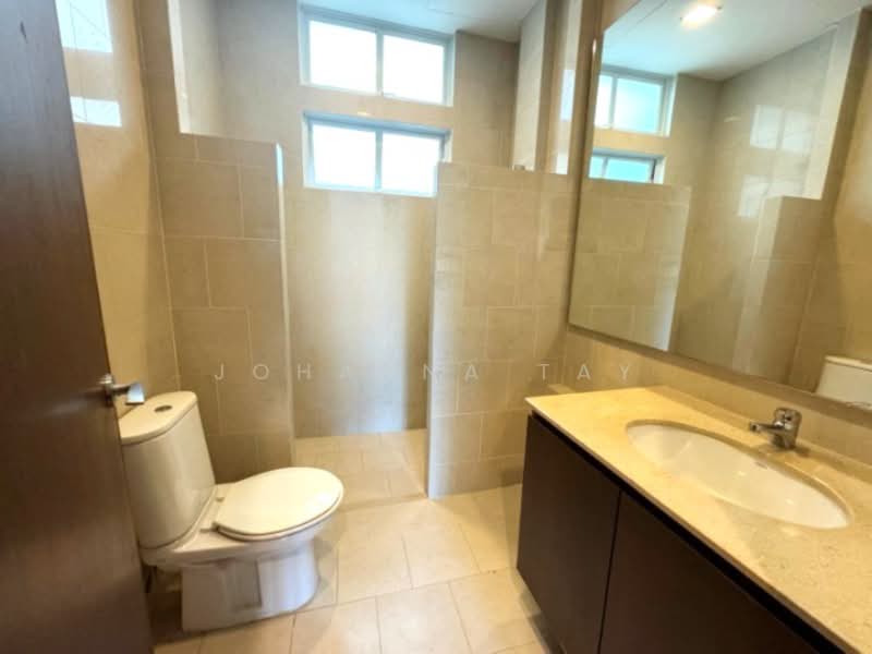 Coronation Road West, Coronation Road West, Tanglin / Holland / Bukit Timah, 10+ Bedrooms, 15,658 sqft, Detached House For Sale, by Johanna Tay, 500222052 - Typical Common Bathroom - PropertyGuru.com.sg