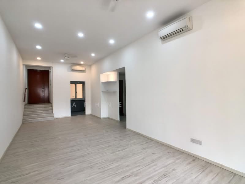 Seletar Springs Condominium, 100 Gerald Drive, 2 Bedrooms, 1,227 sqft, Condominium For Sale, by Daphne Phua, 500222054 - Living Room - PropertyGuru.com.sg