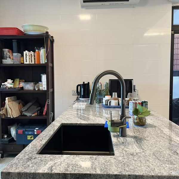 Florissa park, Florissa Park, 6 Bedrooms, 4,500 sqft, Semi-Detached House For Sale, by Bond Lam, 500222055 - Kitchen - PropertyGuru.com.sg