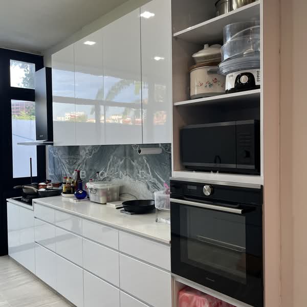 Florissa park, Florissa Park, 6 Bedrooms, 4,500 sqft, Semi-Detached House For Sale, by Bond Lam, 500222055 - Kitchen - PropertyGuru.com.sg