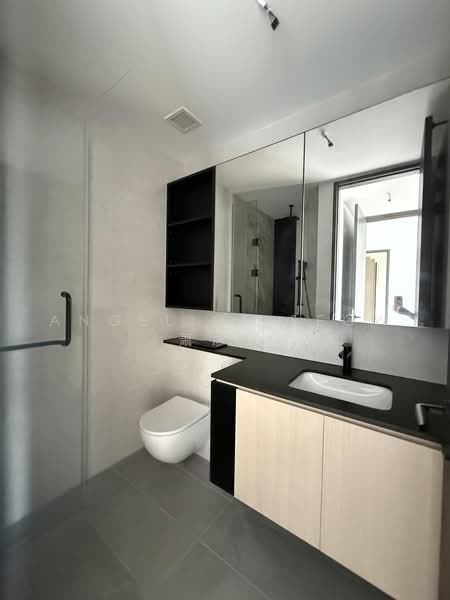 Jervois Mansion, 4 Jervois Close, 2 Bedrooms, 678 sqft, Condominium For Rent, by Angeline Seow 萧彦萍, 500222056 - Bathroom - PropertyGuru.com.sg