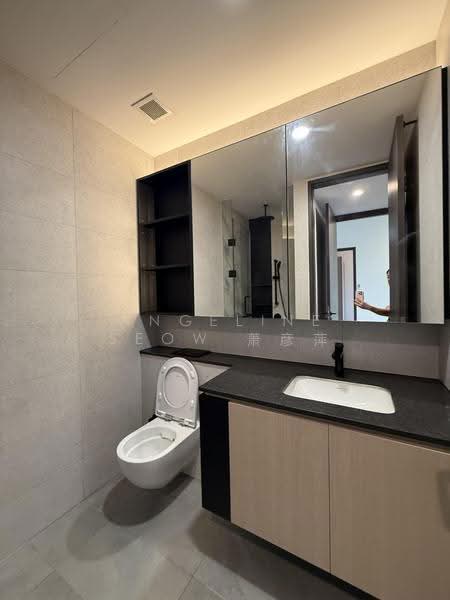 Jervois Mansion, 4 Jervois Close, Tanglin / Holland / Bukit Timah, 2 Bedrooms, 678 sqft, Condominium For Rent, by Angeline Seow 萧彦萍, 500222056 - Bathroom - PropertyGuru.com.sg
