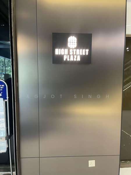 High Street Plaza, 77 High Street, City Hall / Clarke Quay, 86 sqft, Office For Sale, by Jagjot Singh, 500222057 - Exterior - CommercialGuru.com.sg