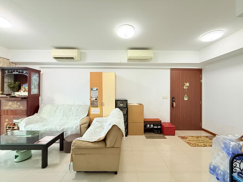 1 Canberra, 9 Canberra Drive, 3 Bedrooms, 1,023 sqft, Executive Condominium For Sale, by James Yeo, 500222058 - Living Room - PropertyGuru.com.sg