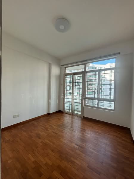 Northvale, 61 Choa Chu Kang Loop, 3 Bedrooms, 1,292 sqft, Condominium For Sale, by Tan Sai Ling (SAILING), 500222059 - Living Room - PropertyGuru.com.sg