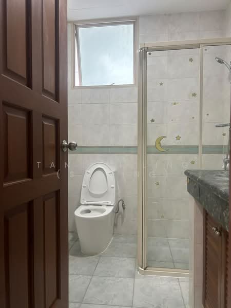 Northvale, 61 Choa Chu Kang Loop, 3 Bedrooms, 1,292 sqft, Condominium For Sale, by Tan Sai Ling (SAILING), 500222059 - Bathroom - PropertyGuru.com.sg