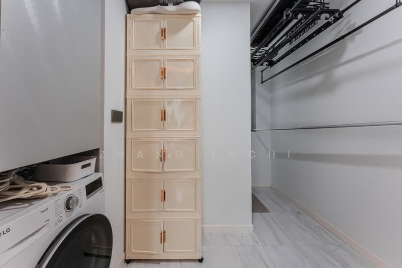 Queens Peak, 1 Dundee Road, 3 Bedrooms, 1,001 sqft, Condominium For Rent, by Zhang Yuchi, 500222061 - Store room - PropertyGuru.com.sg
