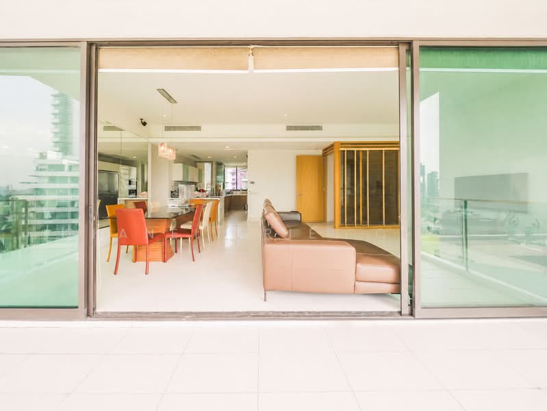 Leonie Parc View, 22 Leonie Hill Road, 4 Bedrooms, 2,250 sqft, Apartment For Rent, by Chanel Ariel Chan, 500222066 - Living Room - PropertyGuru.com.sg