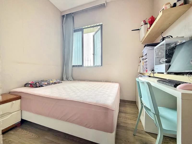 Lakeville, 1 Jurong Lake Link, 3 Bedrooms, 1,141 sqft, Condominium For Sale, by Edmund Ng Y S, 500222073 - Bedroom - PropertyGuru.com.sg