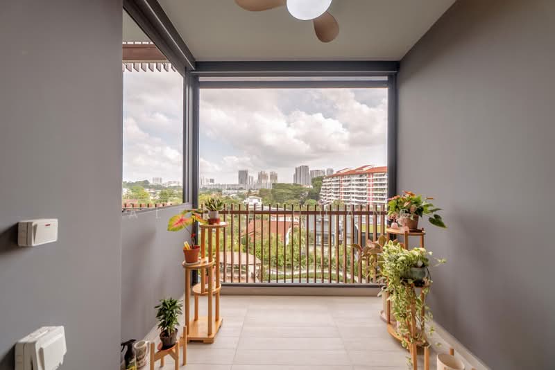 KI Residences At Brookvale, 6 Brookvale Drive, 2 Bedrooms, 700 sqft, Condominium For Sale, by Alerie Huang, 500222081 - Balcony - PropertyGuru.com.sg