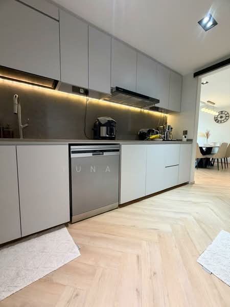 Ecopolitan, Punggol Walk, 3 Bedrooms, 1,054 sqft, Executive Condominium For Sale, by Yuna Lim, 500222082 - Kitchen - PropertyGuru.com.sg