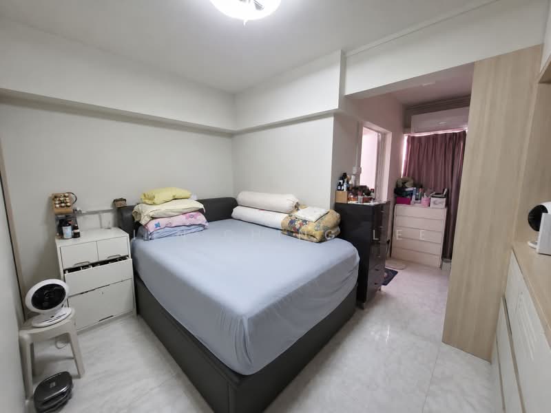 443 Sin Ming Avenue, 443 Sin Ming Avenue, 4 Bedrooms, 1,227 sqft, HDB Flat For Sale, by Yien Ching Lee, 500222083 - Master Bedroom - PropertyGuru.com.sg