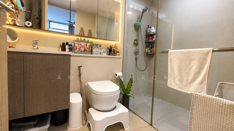 The Wisteria, 590 Yishun Ring Road, 3 Bedrooms, 969 sqft, Condominium For Sale, by Amir Bahrom, 500222089 - Bathroom - PropertyGuru.com.sg