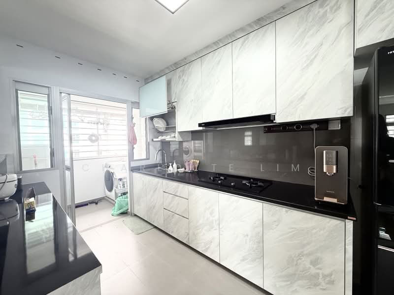 422A Northshore Drive, 422A Northshore Drive, Room Rental, 100 sqft, HDB Flat For Rent, by Charlotte Lim, 500222111 - Kitchen - PropertyGuru.com.sg