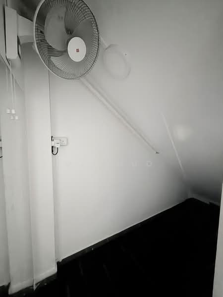 Icon @ Pasir Panjang, 218 Pasir Panjang Road, 1,076 sqft, Office For Sale, by MJ Zhuo, 500222112 - Interior - CommercialGuru.com.sg