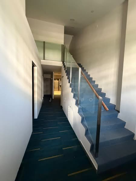 Icon @ Pasir Panjang, 218 Pasir Panjang Road, 1,076 sqft, Office For Sale, by MJ Zhuo, 500222112 - Corridor - CommercialGuru.com.sg