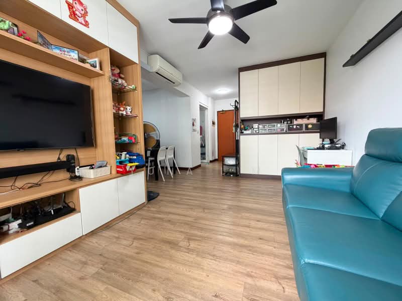 604A Punggol Road, 604A Punggol Road, 3 Bedrooms, 990 sqft, HDB Flat For Sale, by Yuna Lim, 500222116 - Living Room - PropertyGuru.com.sg