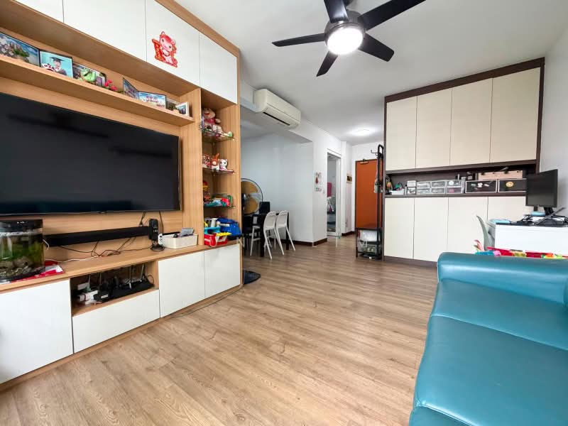 604A Punggol Road, 604A Punggol Road, 3 Bedrooms, 990 sqft, HDB Flat For Sale, by Yuna Lim, 500222116 - Living Room - PropertyGuru.com.sg