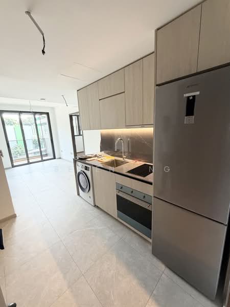 Orchard Sophia, 128 Sophia Road, 2 Bedrooms, 581 sqft, Condominium For Rent, by Serene Ng, 500222118 - Kitchen - PropertyGuru.com.sg
