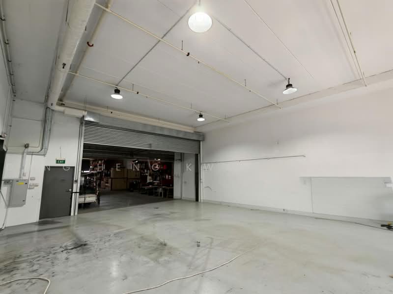 Ramp Up + High Ceiling + Attached Toilet, Jurong, 1,750 sqft, Factory / Workshop (B2) For Rent, by Dung Heng Kwan (Dung), 500222122 - Interior - CommercialGuru.com.sg