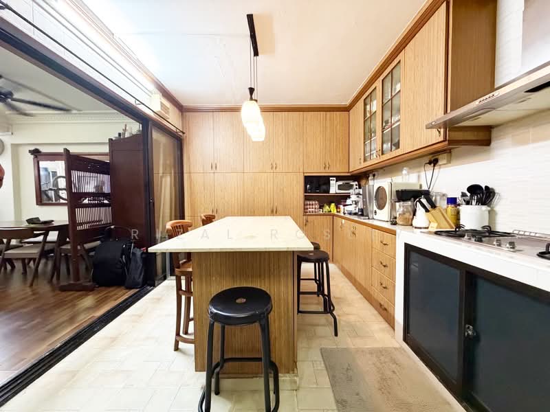 860B Tampines Avenue 5, 860B Tampines Avenue 5, 3 Bedrooms, 1,194 sqft, HDB Flat For Sale, by Rizal Rosley, 500222126 - Kitchen - PropertyGuru.com.sg