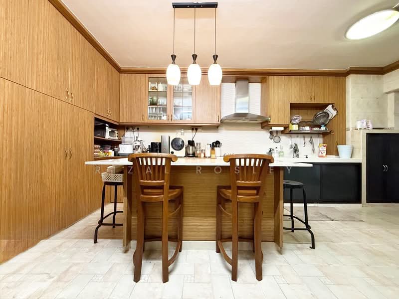 860B Tampines Avenue 5, 860B Tampines Avenue 5, 3 Bedrooms, 1,194 sqft, HDB Flat For Sale, by Rizal Rosley, 500222126 - Kitchen - PropertyGuru.com.sg