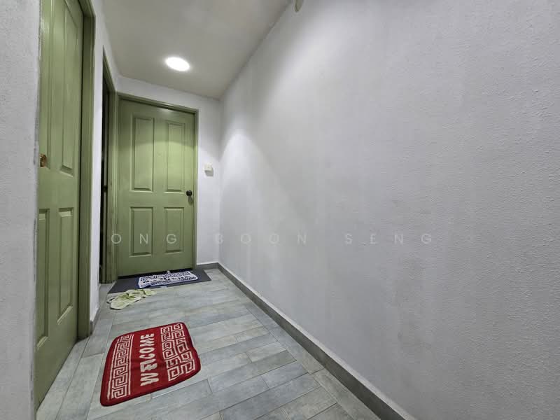 542 Woodlands Drive 16, 542 Woodlands Drive 16, 3 Bedrooms, 1,087 sqft, HDB Flat For Sale, by Ong Boon Seng, 500222128 - Entrance - PropertyGuru.com.sg