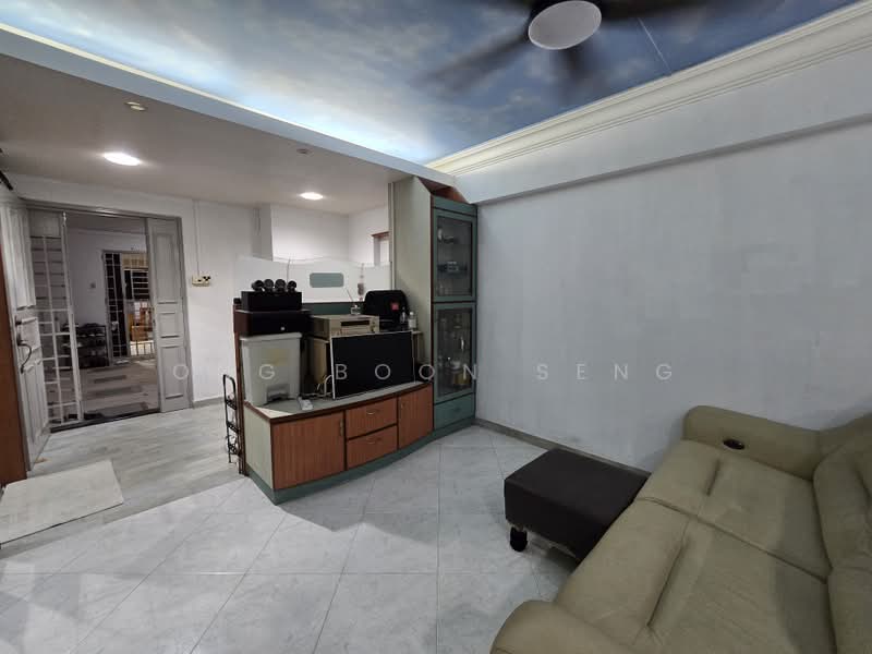 542 Woodlands Drive 16, 542 Woodlands Drive 16, 3 Bedrooms, 1,087 sqft, HDB Flat For Sale, by Ong Boon Seng, 500222128 - Living Room - PropertyGuru.com.sg