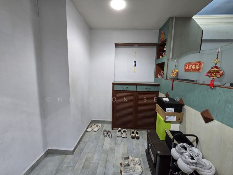 542 Woodlands Drive 16, 542 Woodlands Drive 16, 3 Bedrooms, 1,087 sqft, HDB Flat For Sale, by Ong Boon Seng, 500222128 - Entrance - PropertyGuru.com.sg