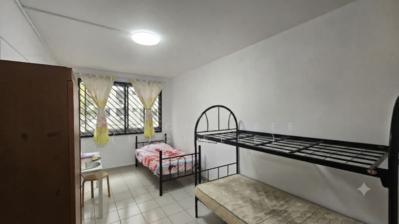 835 Jurong West Street 81, 835 Jurong West Street 81, 3 Bedrooms, 1,313 sqft, HDB Flat For Sale, by Hsu Chia Yee (Michelle), 500222143 - Bedroom - PropertyGuru.com.sg
