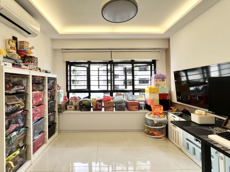 111B Alkaff Crescent, 111B Alkaff Crescent, 3 Bedrooms, 1,001 sqft, HDB Flat For Sale, by Lim Yong Qing Phil, 500222156 - Living Room - PropertyGuru.com.sg