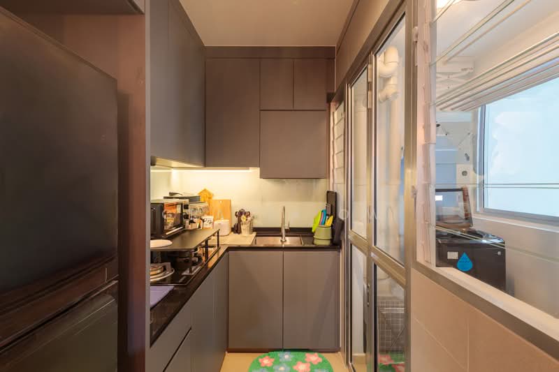 109C Canberra Walk, 109C Canberra Walk, 2 Bedrooms, 721 sqft, HDB Flat For Sale, by Gracia Ow, 500222158 - Kitchen - PropertyGuru.com.sg