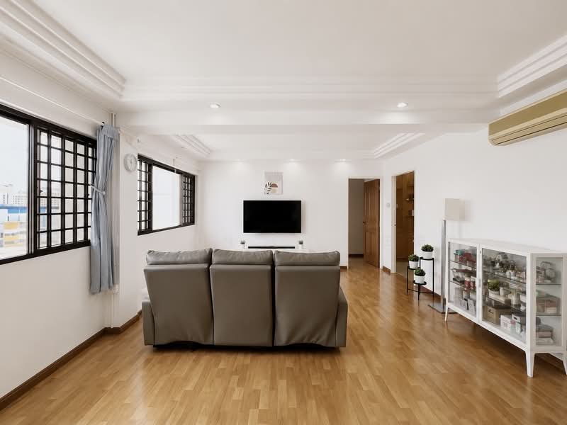 311 Jurong East Street 32, 311 Jurong East Street 32, 3 Bedrooms, 1,119 sqft, HDB Flat For Sale, by Jevaun Ong 王豪骏, 500222173 - PropertyGuru.com.sg