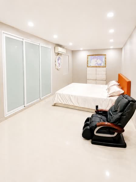 789 Woodlands Avenue 6, 789 Woodlands Avenue 6, 3 Bedrooms, 1,518 sqft, HDB Flat For Sale, by Delvin Ong, 500222177 - Bedroom - PropertyGuru.com.sg
