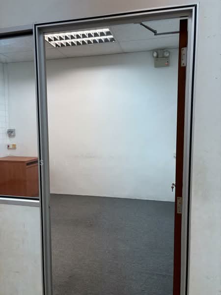 Woodlands East Industrial Estate, 20 Woodlands Link, 1,539 sqft, Factory / Workshop (B2) For Rent, by Stewart Lim, 500222201 - Interior - CommercialGuru.com.sg