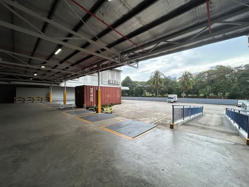 Good specs warehouse near Jurong East MRT, , 13,459 sqft, Warehouse For Rent, by Desmond Foo, 500222215 - Exterior - CommercialGuru.com.sg