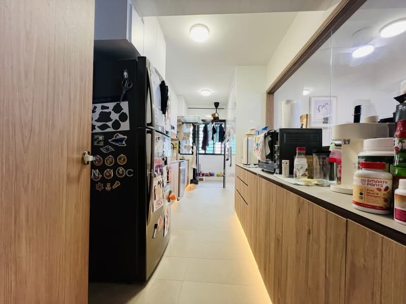 420D Northshore Drive, 420D Northshore Drive, 3 Bedrooms, 1,206 sqft, HDB Flat For Sale, by Nicholas Lam, 500222221 - Kitchen - PropertyGuru.com.sg