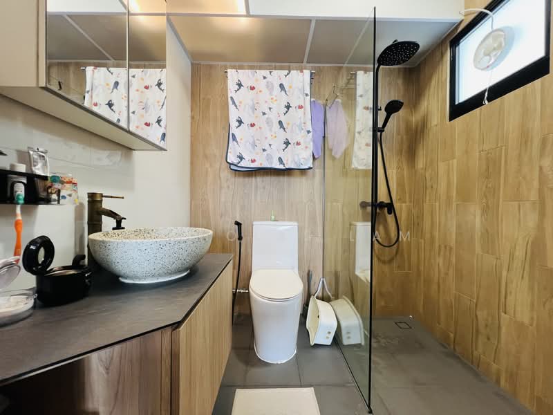 420D Northshore Drive, 420D Northshore Drive, 3 Bedrooms, 1,206 sqft, HDB Flat For Sale, by Nicholas Lam, 500222221 - Bathroom - PropertyGuru.com.sg