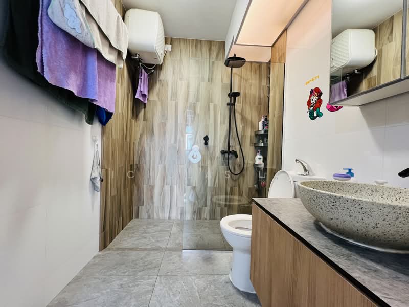 420D Northshore Drive, 420D Northshore Drive, 3 Bedrooms, 1,206 sqft, HDB Flat For Sale, by Nicholas Lam, 500222221 - Bathroom - PropertyGuru.com.sg