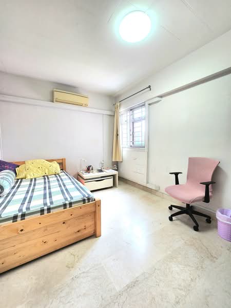 102 Bedok North Avenue 4, 102 Bedok North Avenue 4, Room Rental, 120 sqft, HDB Flat For Rent, by Alex Chua, 500222233 - Bedroom - PropertyGuru.com.sg