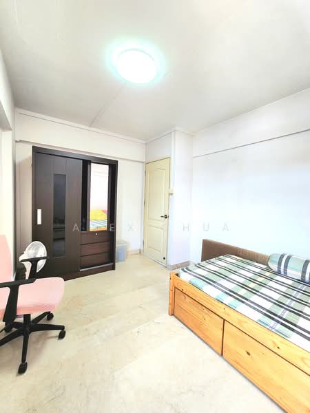 102 Bedok North Avenue 4, 102 Bedok North Avenue 4, Room Rental, 120 sqft, HDB Flat For Rent, by Alex Chua, 500222233 - Bedroom - PropertyGuru.com.sg