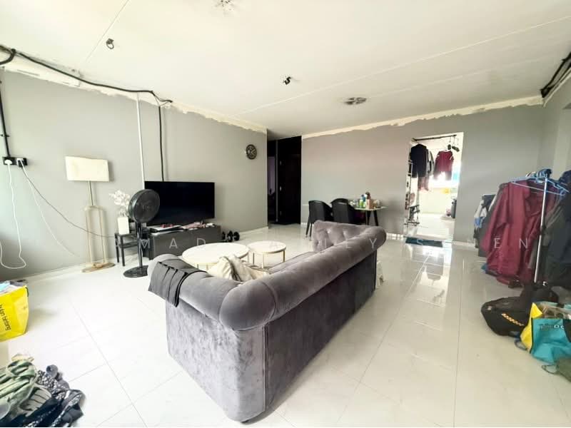 274 Yishun Street 22, 274 Yishun Street 22, 3 Bedrooms, 1,119 sqft, HDB Flat For Sale, by Mohamad Fadily Senen, 500222248 - PropertyGuru.com.sg