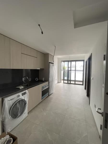 Orchard Sophia, 128 Sophia Road, 2 Bedrooms, 581 sqft, Condominium For Rent, by Eugene Tay, 500222249 - Kitchen - PropertyGuru.com.sg